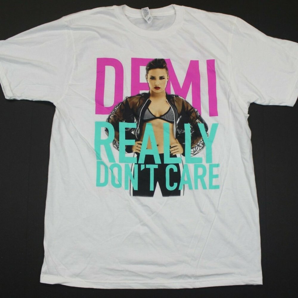 Demi Lovato Really Don't Care World Tour Tee - L